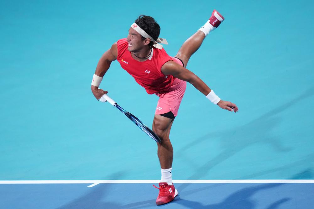 袁甲：成都个别球迷对阿奇姆彭种族歧视的行为必须严惩